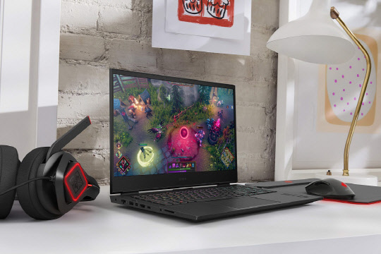 HP가 새롭게 선보인 게이밍 노트북 HP OMEN 16. <HP 제공>